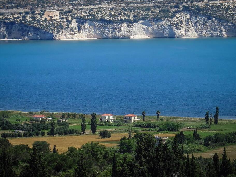 Villa Rania: Ευάερη Βίλα Με Θέα Τη Θάλασσα Lixouri Dış mekan fotoğraf