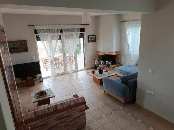 Villa Rania: Ευάερη Βίλα Με Θέα Τη Θάλασσα Lixouri Dış mekan fotoğraf